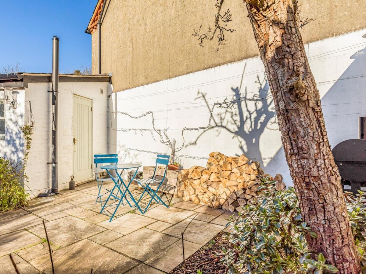 Pass The Keys Charming Downland Cottage チチェスター エクステリア 写真
