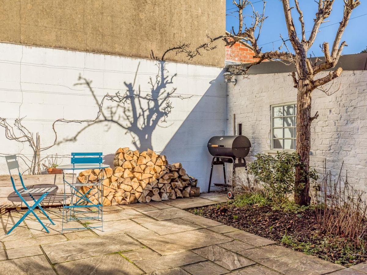 Pass The Keys Charming Downland Cottage チチェスター エクステリア 写真