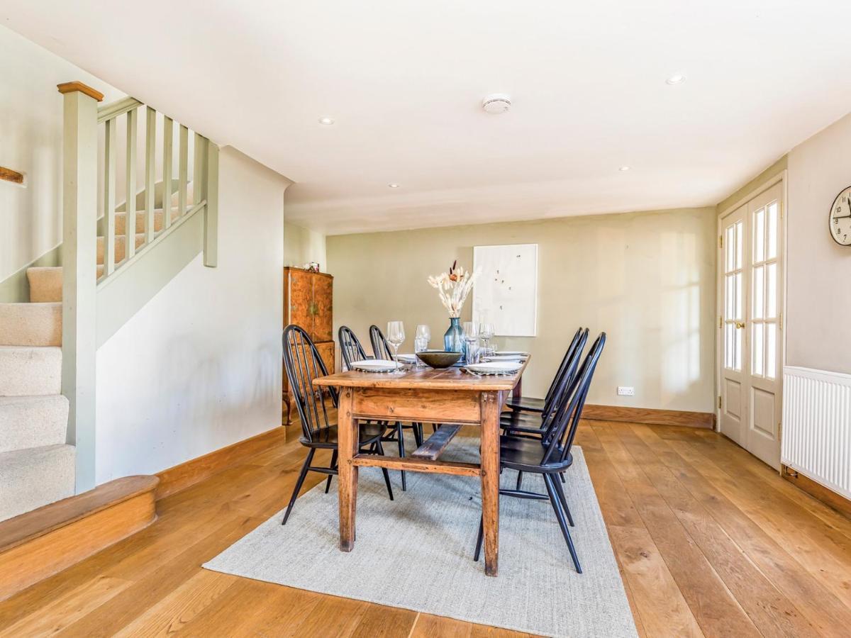 Pass The Keys Charming Downland Cottage チチェスター エクステリア 写真
